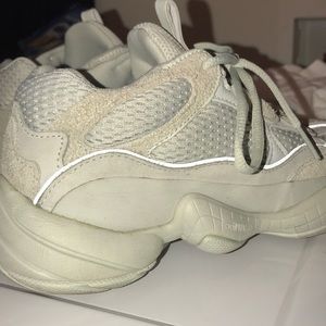 Yeezy 500 “Salt” Accpting offers